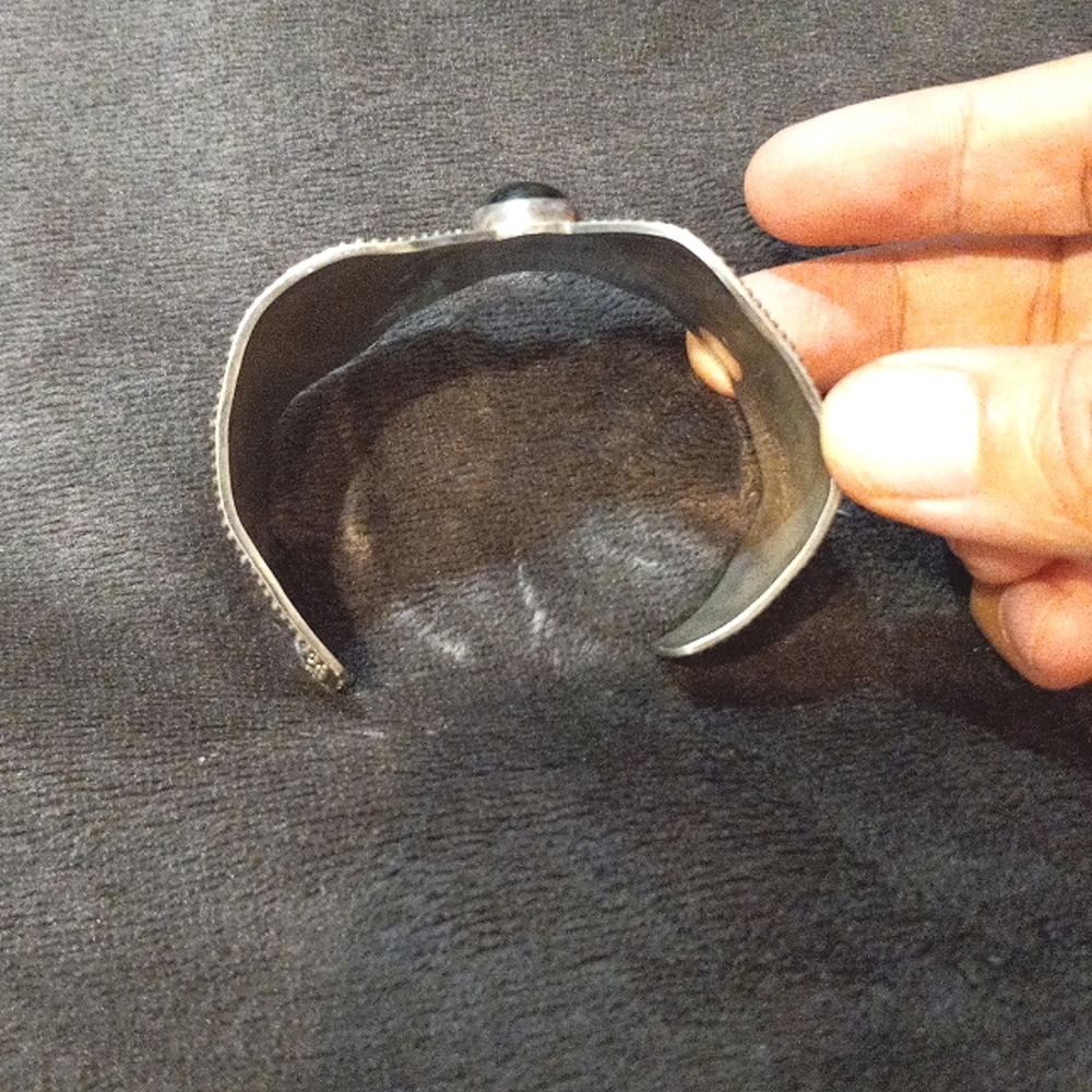 Sterling cuff - Picture 8 of 9